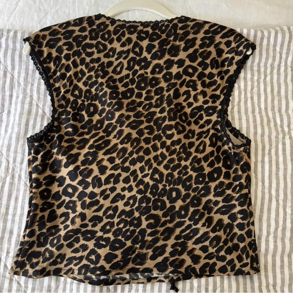 Reformation Cherry Silk Top in Leopard - Picture 4 of 4